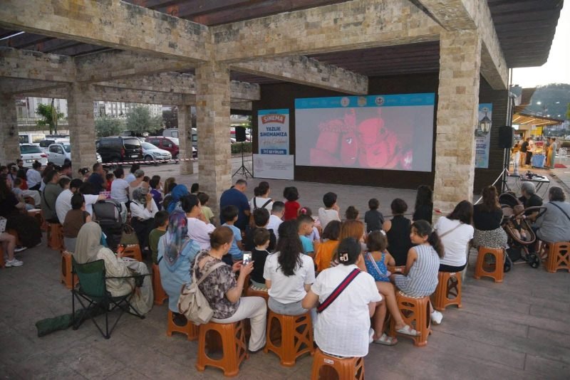 Giresun’da yaz akşamları sinema keyfi