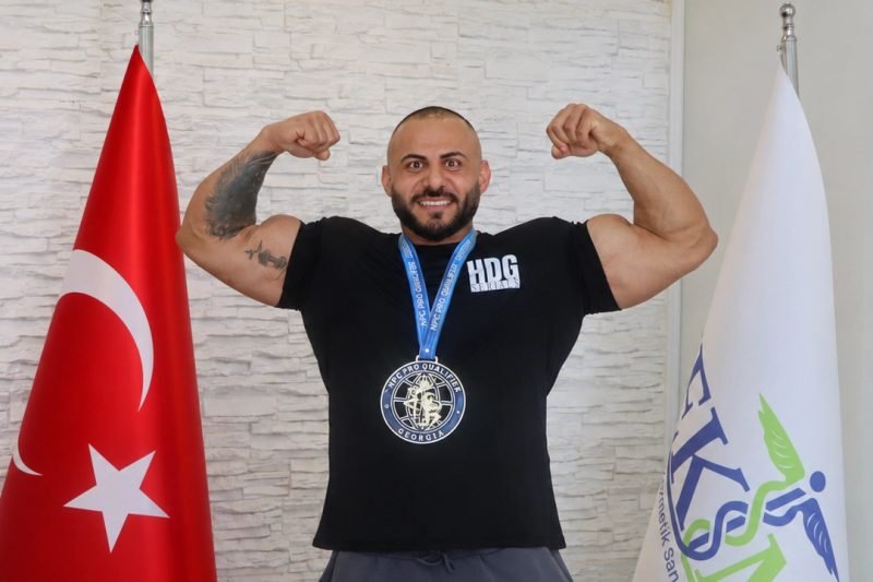 Milli Sporcu Ahmet Koç, NPC Dünya Şampiyonası'nda Dünya Üçüncüsü Oldu