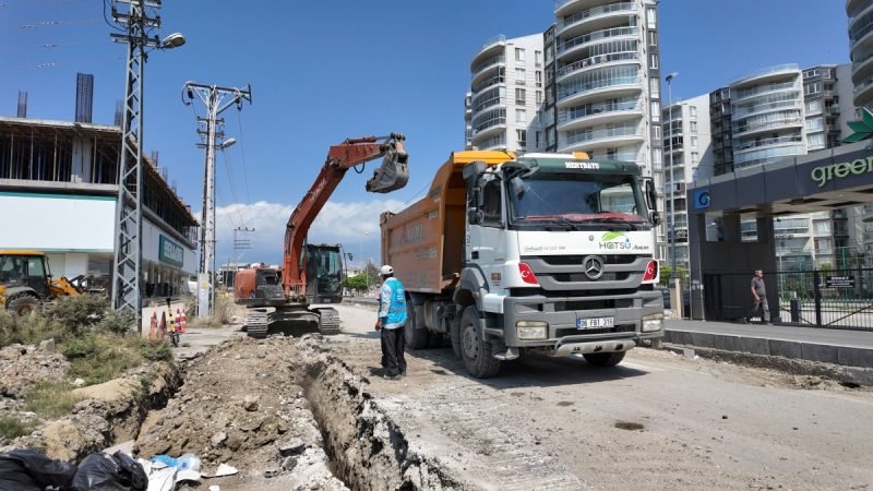 Arsuz'da Altyapı Yenileme Çalışmaları Modern Yöntemlerle Sürüyor