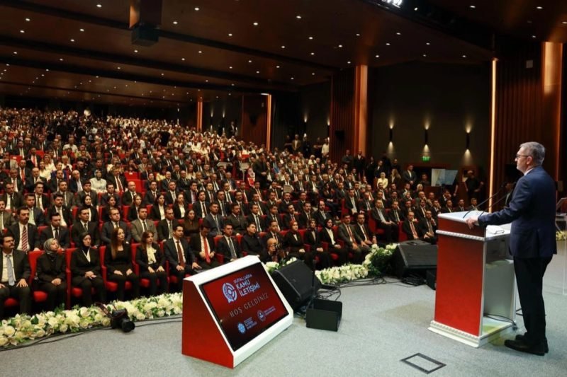 Duran: Dijital Çağda Güvenilir Bilgiye İhtiyaç Artıyor, Kamu İletişimi Kritik Rol Oynuyor