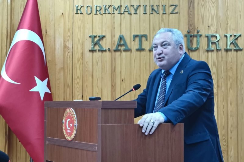 CHP'de İstifalar Sürüyor: Edirne İl Genel Meclisi Üyesi Vedat Koyuncu Partiden Ayrıldı