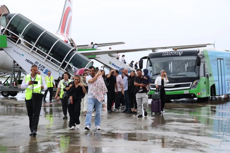 Trabzon ve Tahran Arasında Direkt Uçuşlar Başladı, Turizmde Yeni Dönem