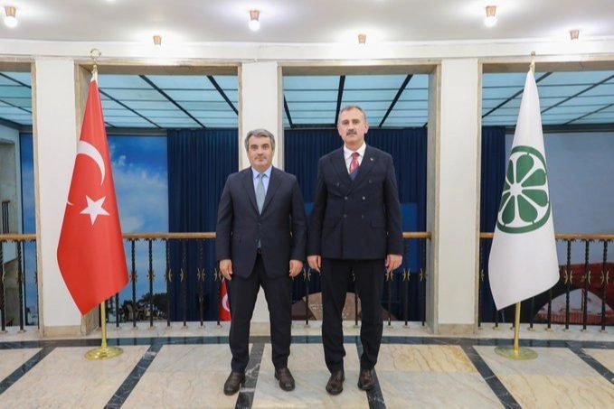 Ağrı Valisi Bozkurt'tan Ankara'da Kapsamlı Görüşmeler: Yatırımlar ve Kalkınma Öncelikleri Masada