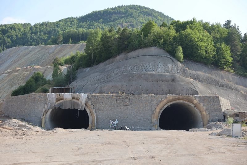 Geminbeli Tüneli'nin Açılışı Yine Gecikti: 2026 Hedefiyle Umutlar Tazelendi