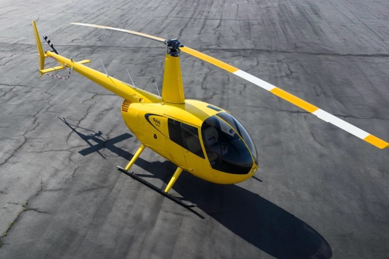 Ankara'da Eğitim Helikopteri Düştü: İki Personel Yaralandı
