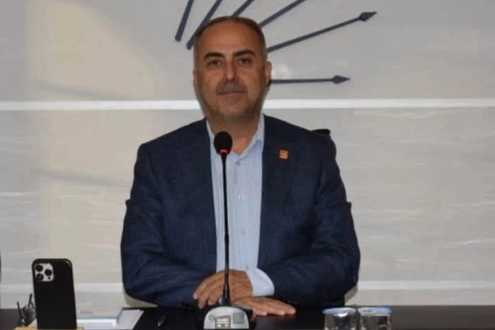 CHP Bursa İl Başkanı Özkan'dan İstifa ve Parti Değişikliği Uyarısı