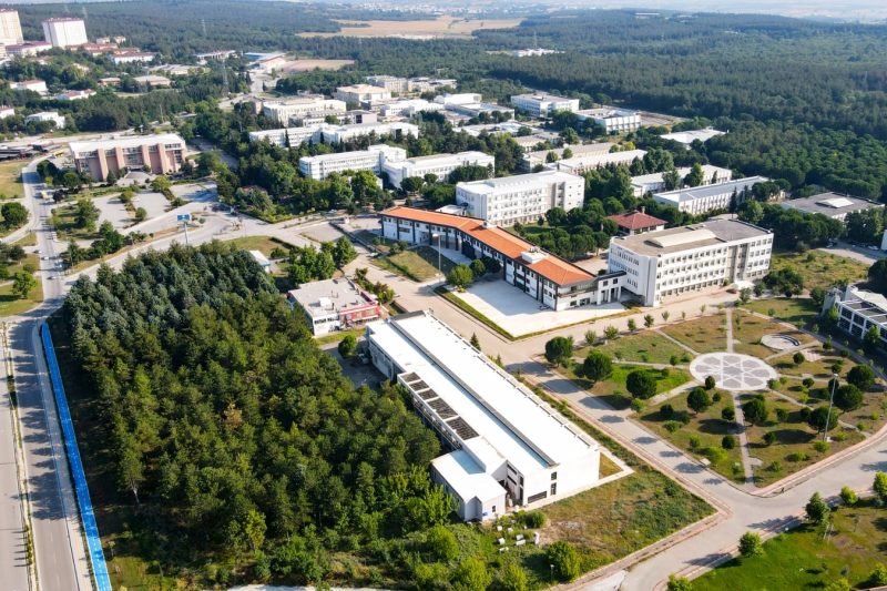 Bursa Uludağ Üniversitesi, UNIRANKS Sıralamasında Türkiye'nin En İyi 18. Üniversitesi Oldu