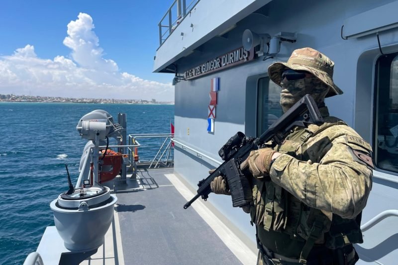 TBMM'den Somali Tezkeresi Geçti: TSK'nın Görev Süresi 2 Yıl Uzatıldı