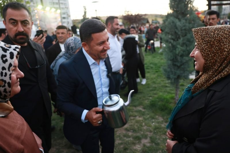 Başkan Arı, 'Söz Sizde' Etkinliğinde Vatandaşlarla Buluştu